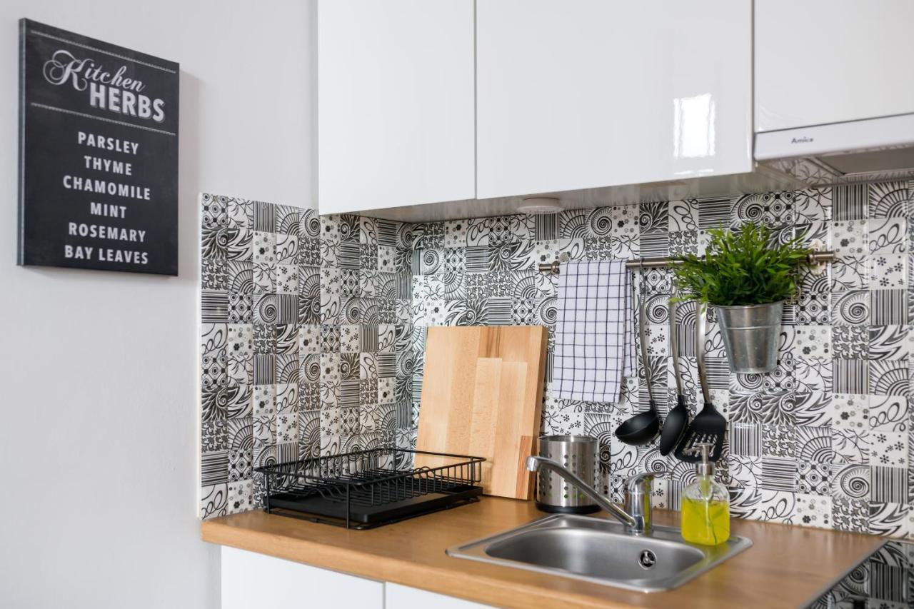Discover Krakow Apartments - 5 Borowickiej St - Studio Next To Opera And Unity Centre מראה חיצוני תמונה