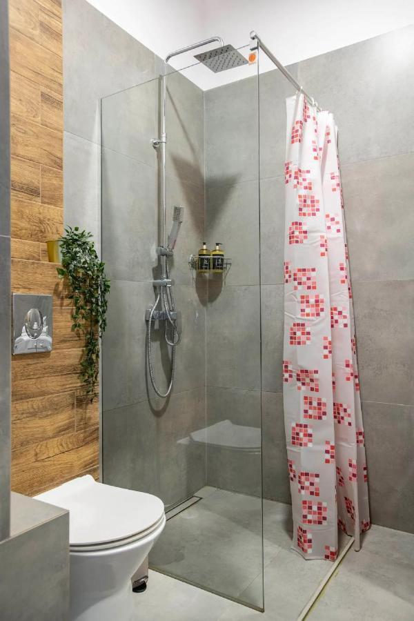 Discover Krakow Apartments - 5 Borowickiej St - Studio Next To Opera And Unity Centre מראה חיצוני תמונה