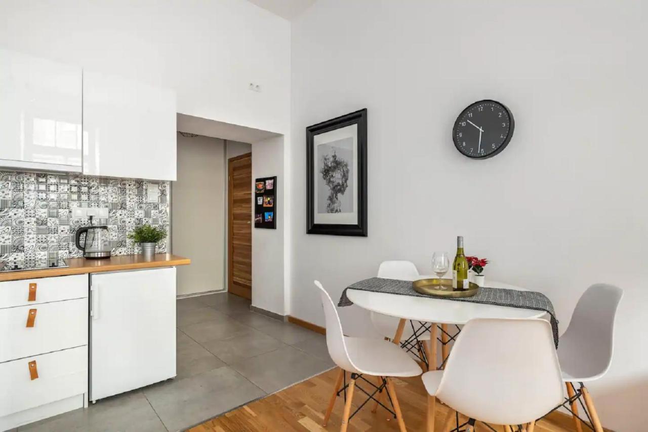 Discover Krakow Apartments - 5 Borowickiej St - Studio Next To Opera And Unity Centre מראה חיצוני תמונה